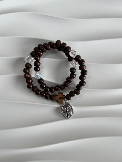 Rosario de Mano de madera y cristal café oscuro
